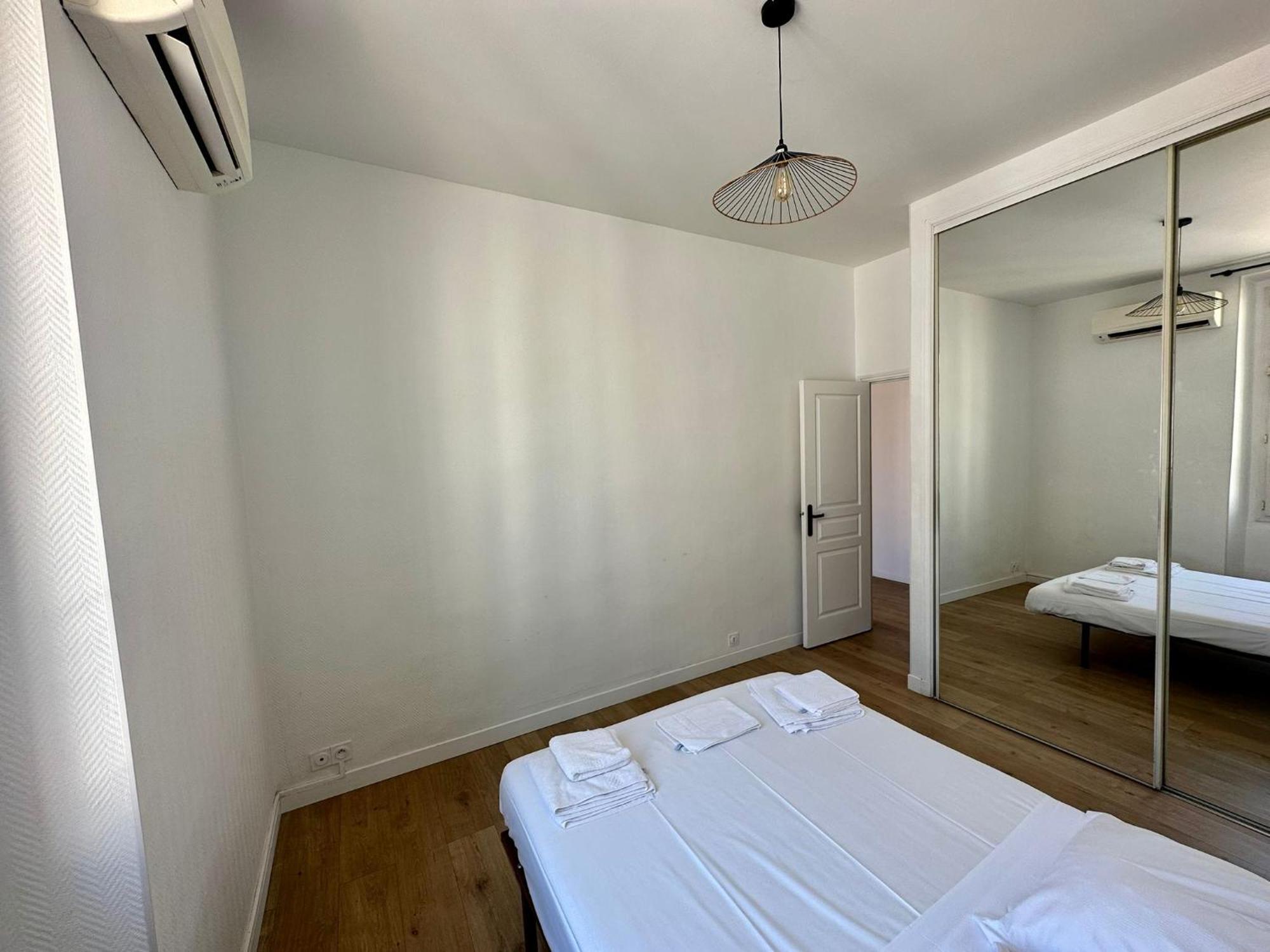 Appartement A Meyerbeer Ницца Номер фото