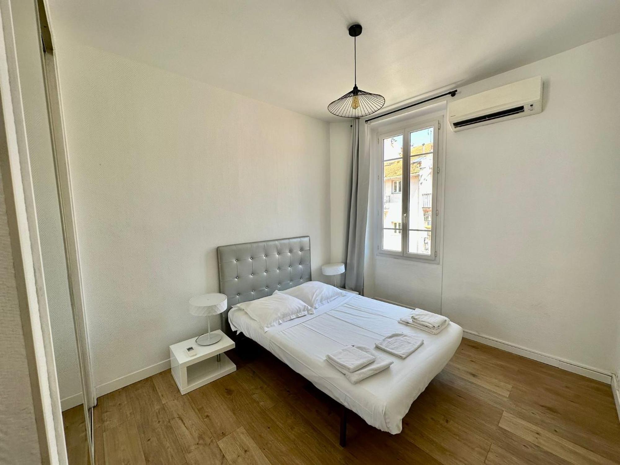 Appartement A Meyerbeer Ницца Номер фото