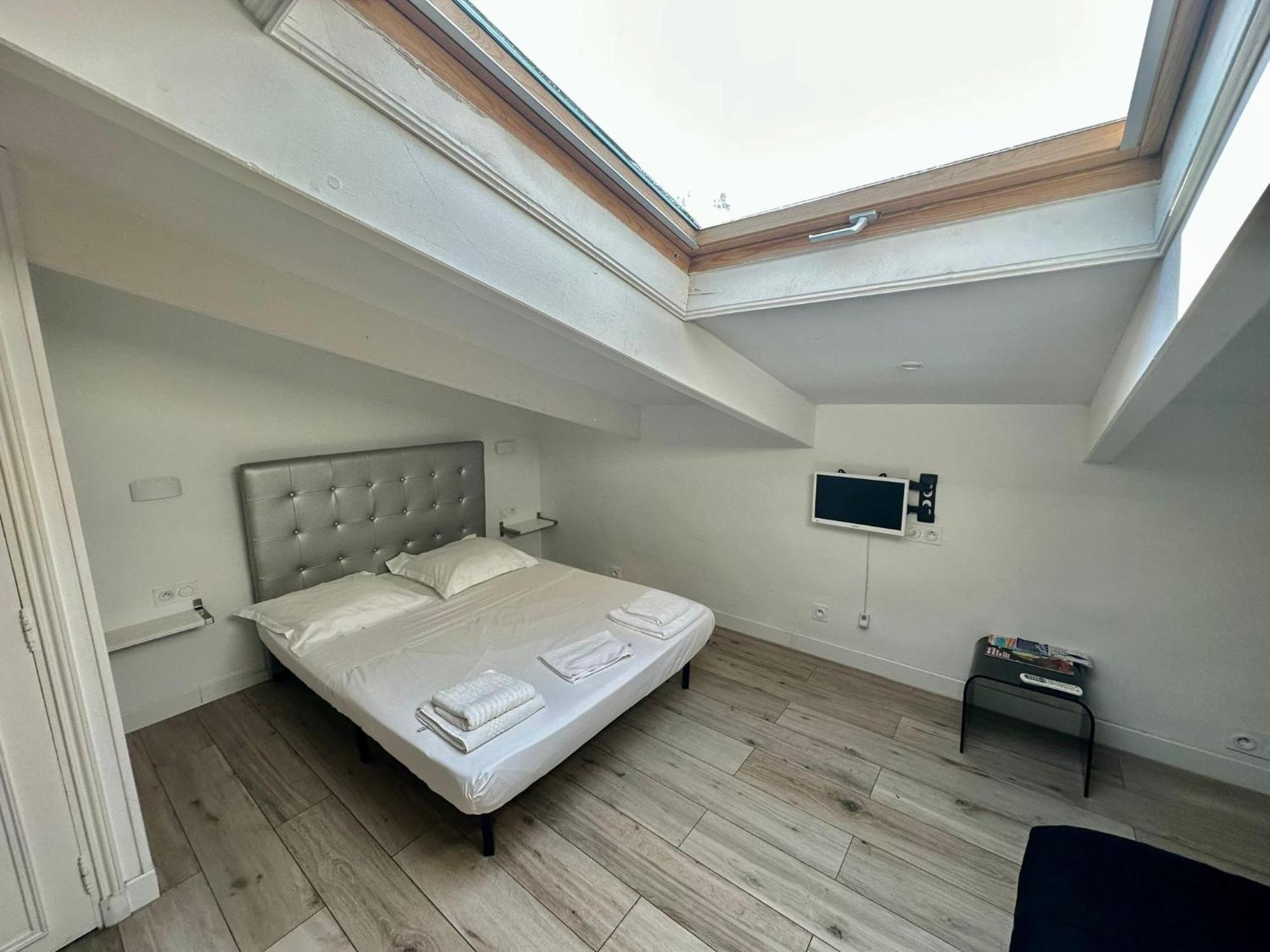 Appartement A Meyerbeer Ницца Номер фото
