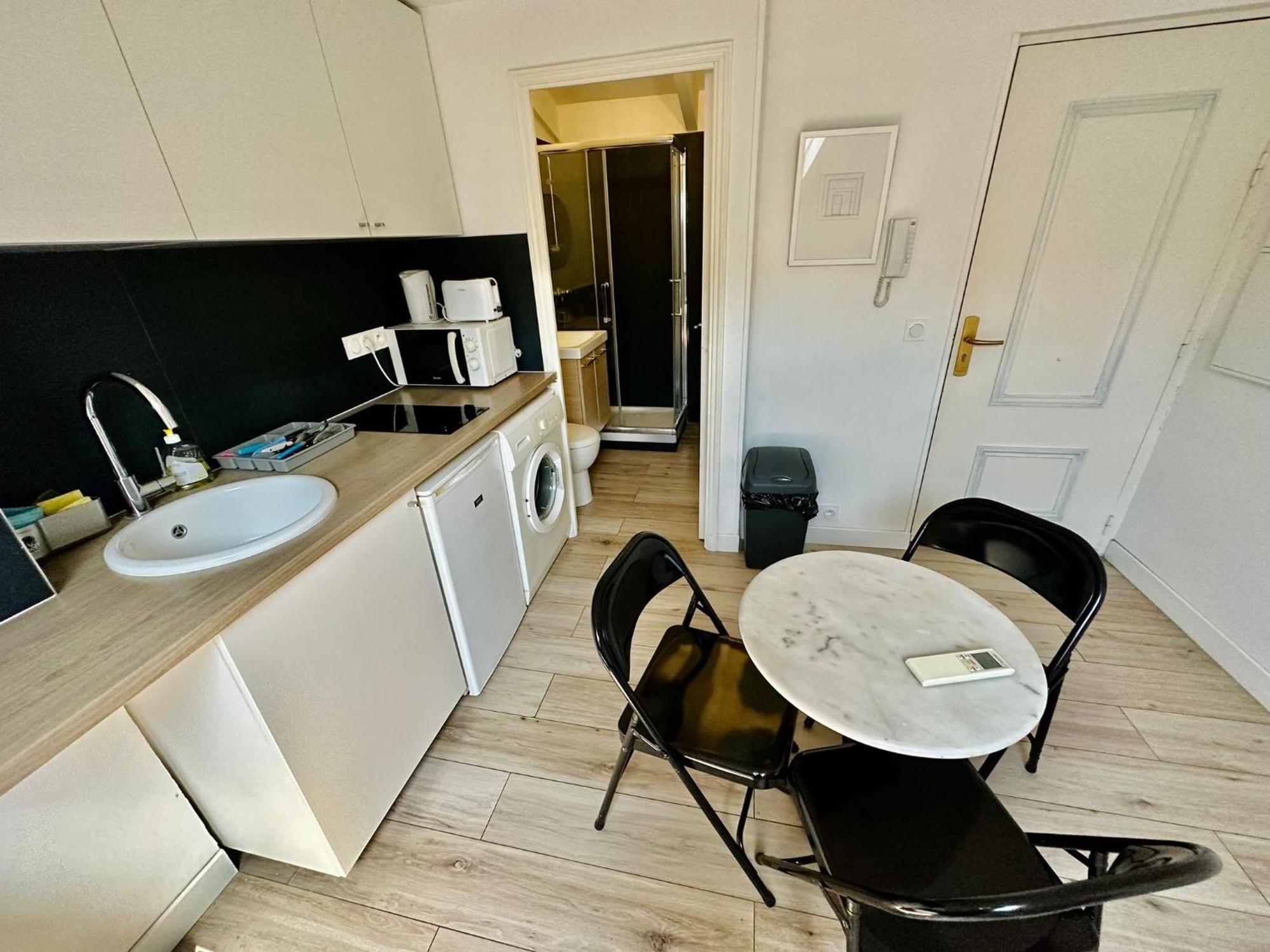 Appartement A Meyerbeer Ницца Номер фото