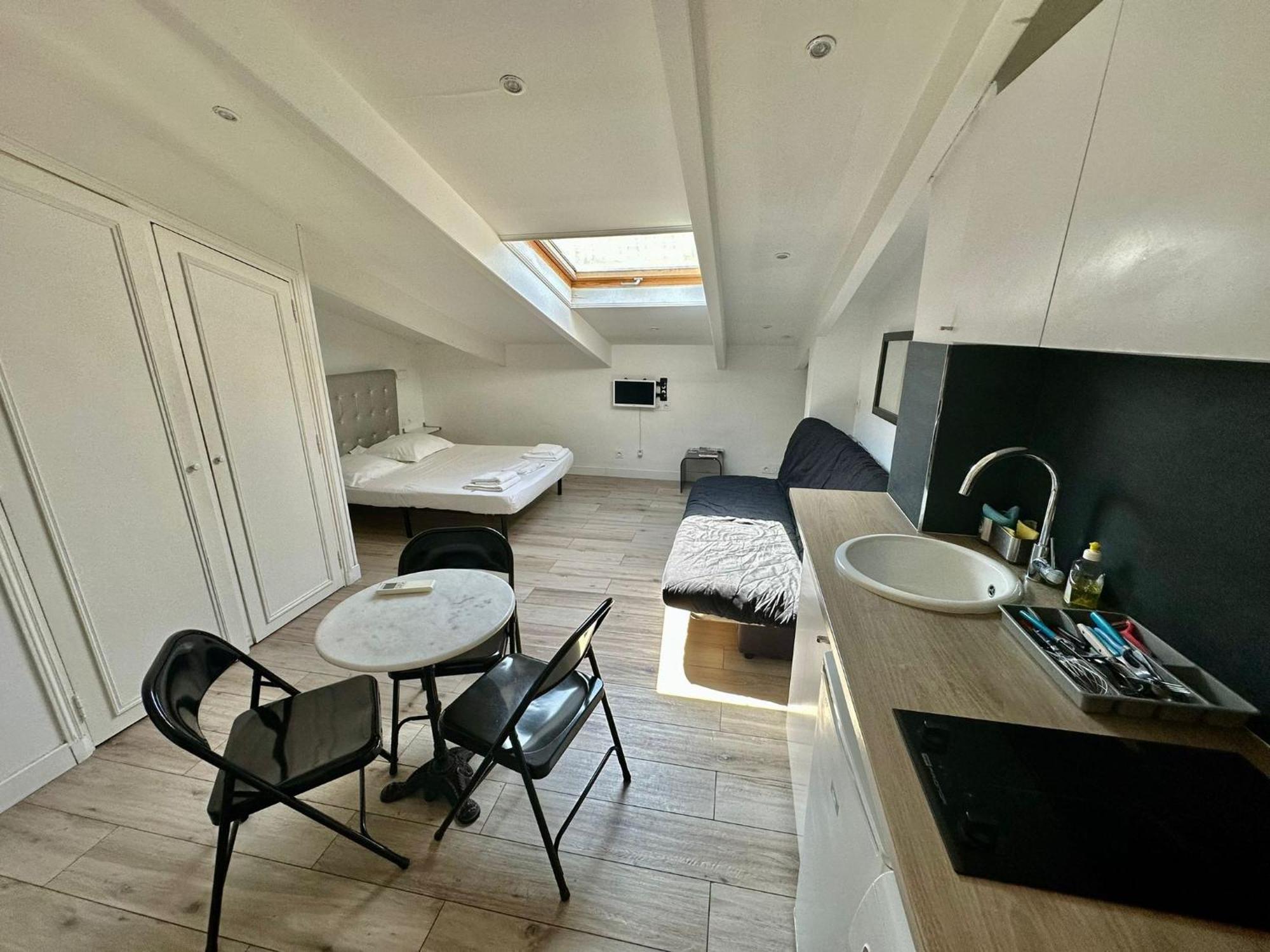 Appartement A Meyerbeer Ницца Номер фото