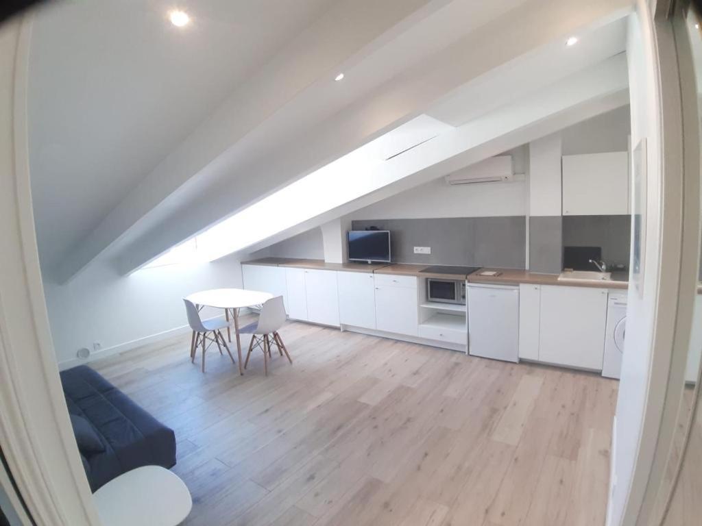 Appartement A Meyerbeer Ницца Экстерьер фото